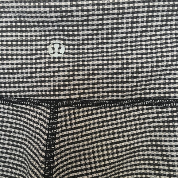 Lululemon Capri Leggings - Picture 3 of 3